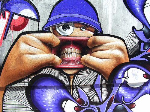 2436951686 ea194a9fb2 Graffiti tribute   21 Outstanding wall paintings