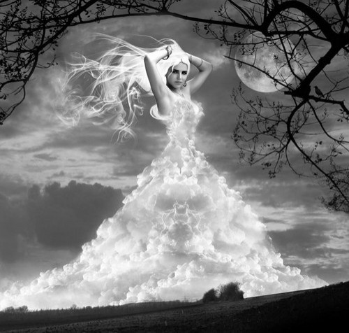 romanticnaturephotographyartlovelyblackwhite f71587d6bb0c041174fa9f7cbc6041fe h1 52 Breathtaking photo manipulations of girls