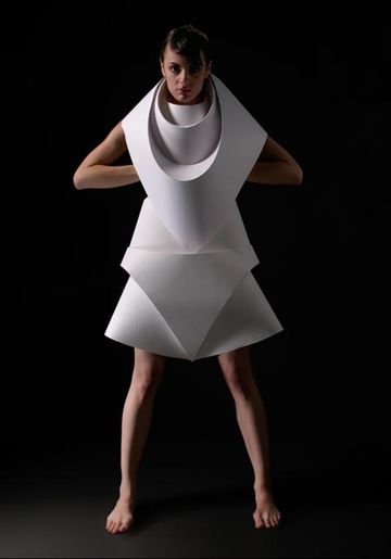 Origami fashion 24 35+ Origami inspired fashion designs