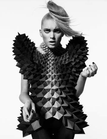 Origami fashion 26 35+ Origami inspired fashion designs