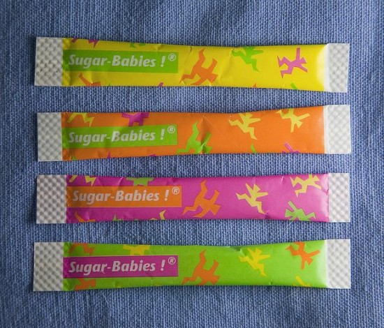 1 114 550x470 Small Packages, Big Designs Sugar Sachets