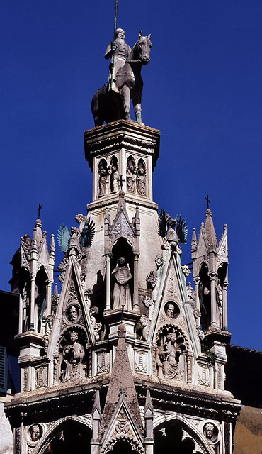 3878759434 4180556185 z The Influence of Art History on Modern Design   Gothic Style