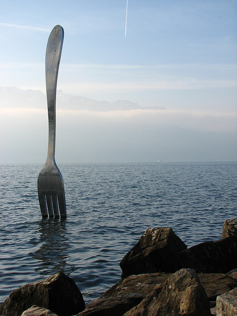 2187618538 b90cb3fa08 z 35 Sculptures That Will Make You Look Tiny