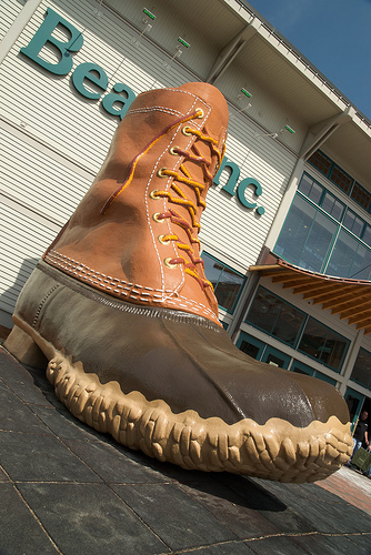 oversized boot 15 Amazing Oversized Objects