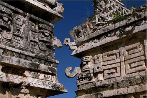 maya2 The Influence of Mayan Culture in Contemporary Graphic Design