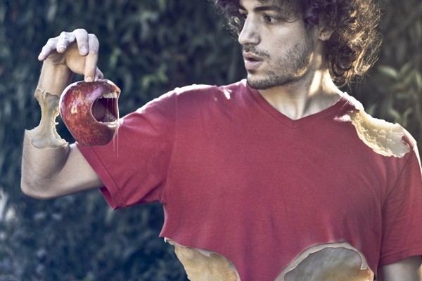 Artist-of-the-Week-Surreal-and-Bizarre-Photography-by-Martin-De-Pasquale-3